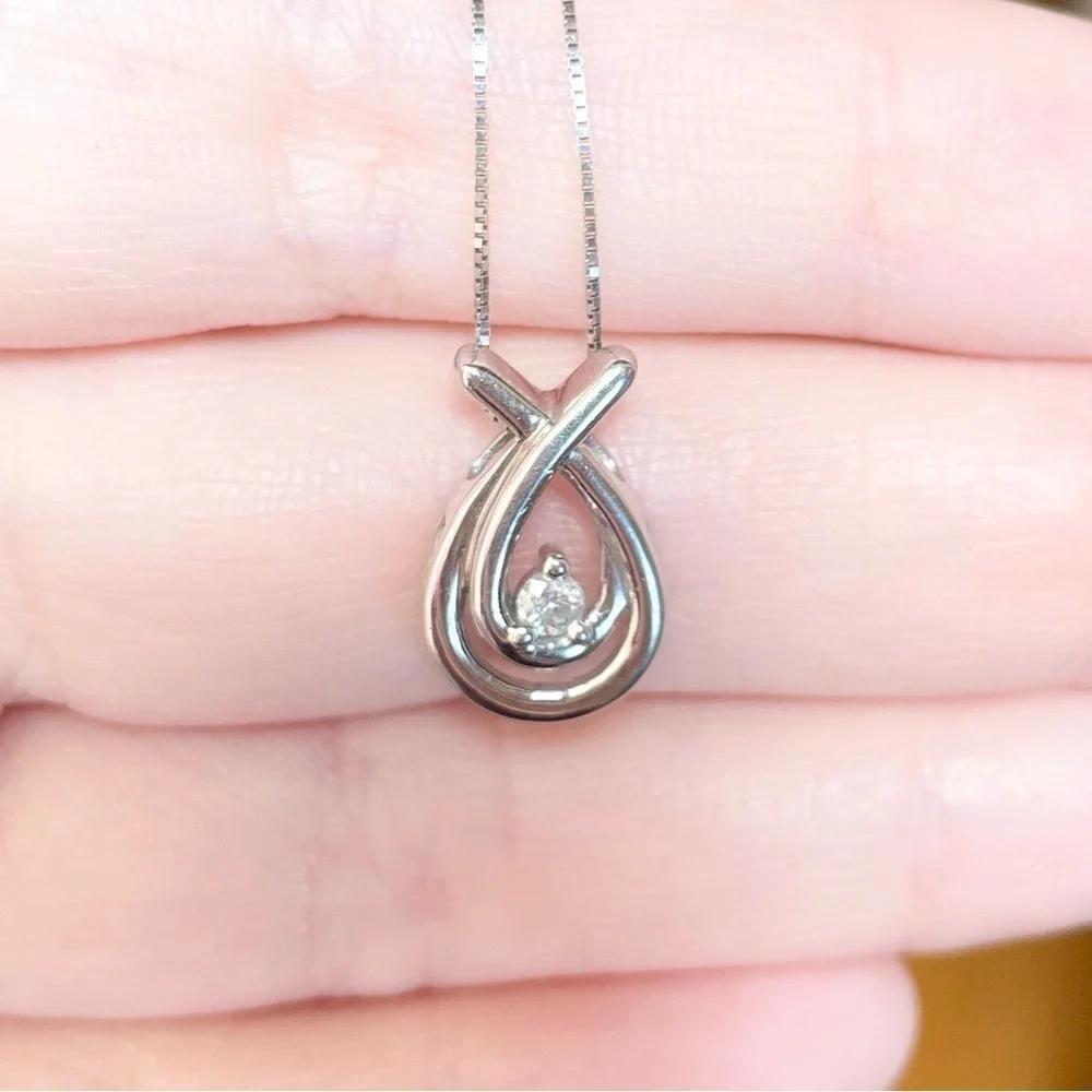 10k double loop filigree open circle .08 diamond solid white gold necklace - Picture 4 of 11
